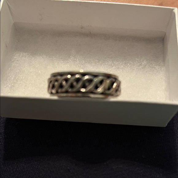 Silver Men's Ring - Picture 1 of 1